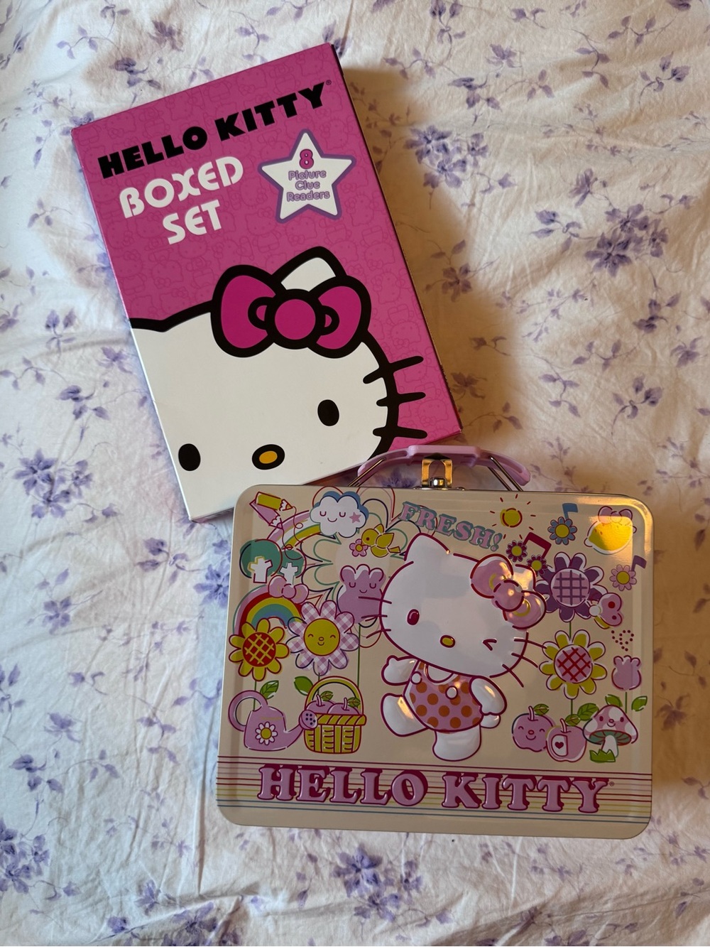 NEW Hello Kitty Tin Lunch Box & 8 Early Reader Picture Clues Books Boxed Set